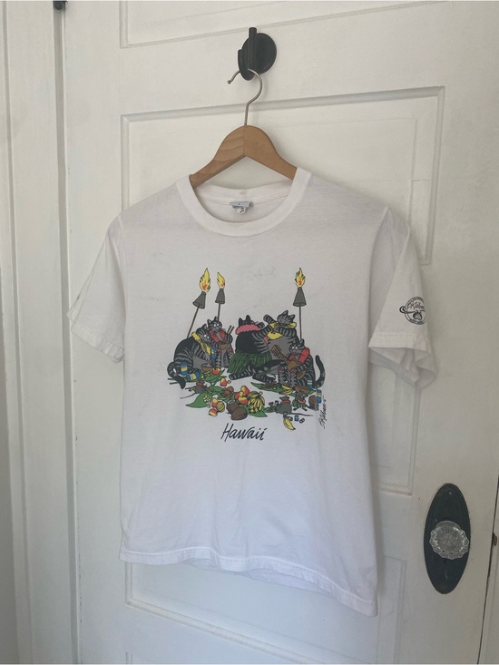 crazy shirts Tops - 1980s Classic B. Kilban t-shirt from Crazy Shirts Hawaii